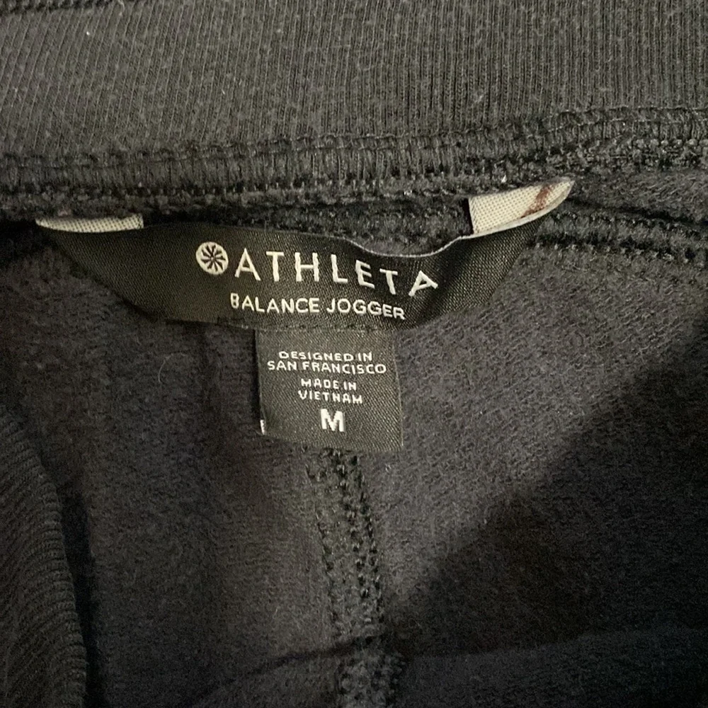 Athleta balance jogger - Picture 3 of 4